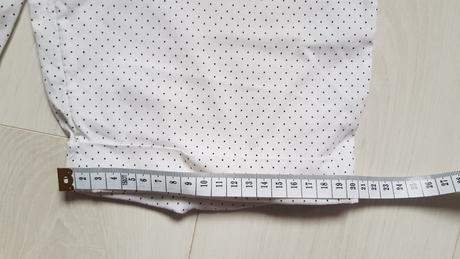 Biele krátke nohavice, s