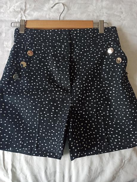 Kraťasy s vysokým pásom, f&f,34