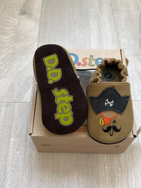 Nove d.dstepky capacky, d.d.step,17