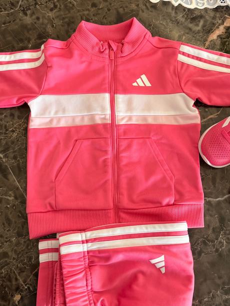 Súpravy a tenisky, adidas,80
