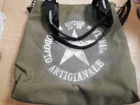 Športová damska taška, 