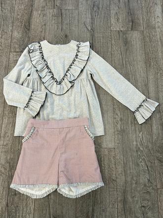 Kvalitny komplet - bluzka a sortky zn. la ormiga, 152