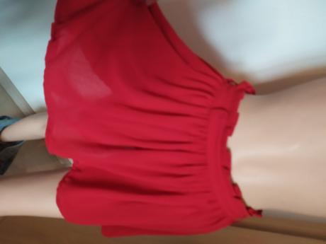 C 55-cervena sukna raz oblecena z vreckami s/m, s