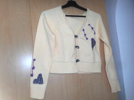 Sveter - veľ. 146-152, ale ale aj s do pasa, 152