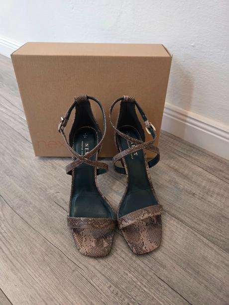 Sandále s rybím vzorom, next,41