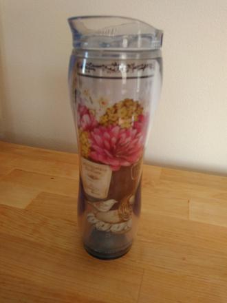 Elegantny termo pohar,