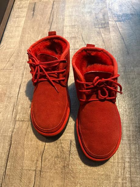 Ugg krásne červené veľ. 39/40, ugg,39