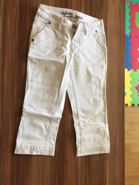 Biele tristvrtaky, 34