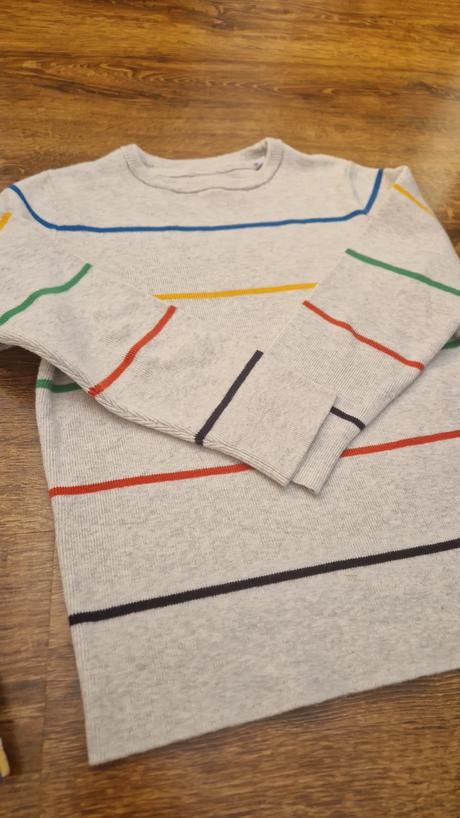 Mikinka + svetrik, 122