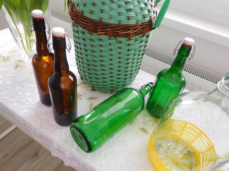 Sklo opletené / čisté fľaše zelené, hnedé,, 