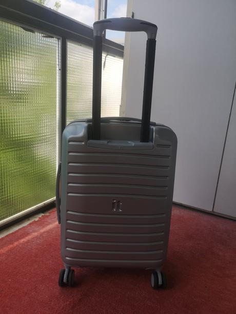 It luggage príručný cestovný kufor 52l, 