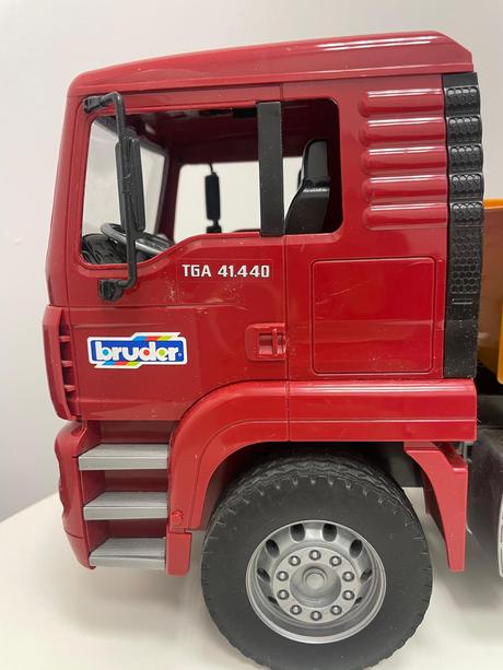 Nákladné auto bruder,