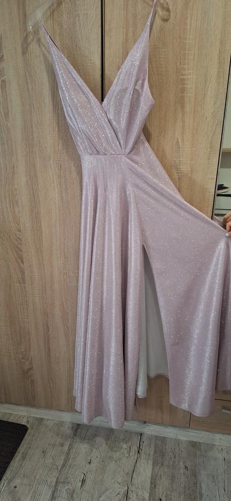 Šaty na stužkovú, 36