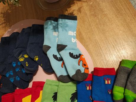 Balík ponožiek, 24