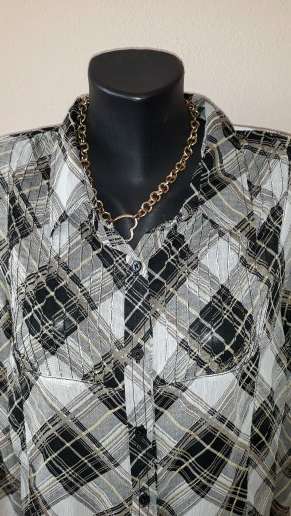 Károvaná blúzka voľného strihu, 48