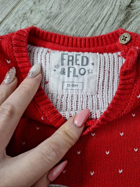 Teplý svetrík, f&f,86