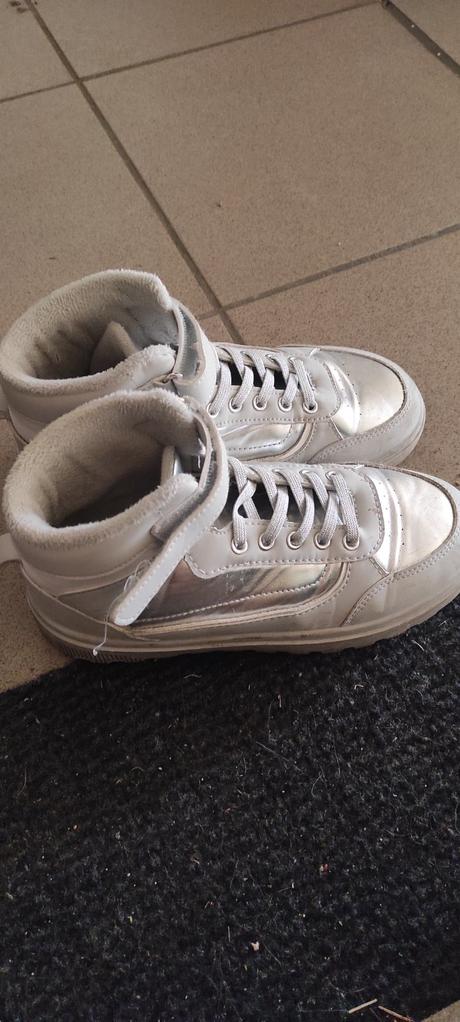 Vysoké botasky, sinsay,34