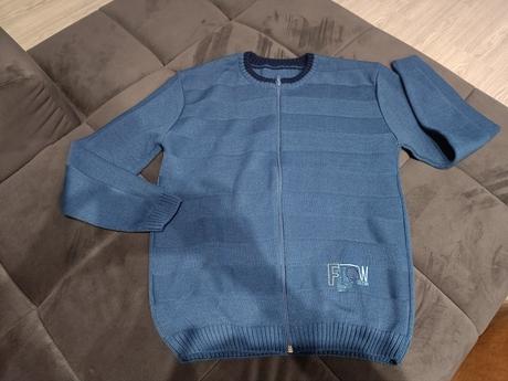 Sveter, 152
