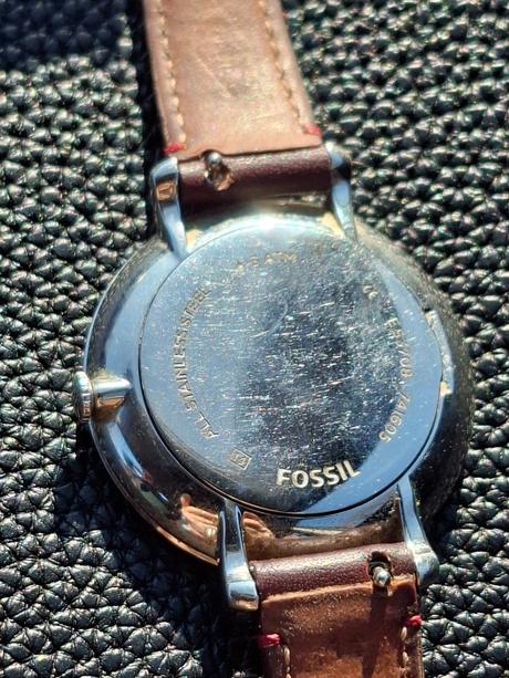 Dámske hodinky fossil, fossil