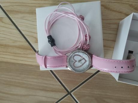 Nové hodinky+náramok,