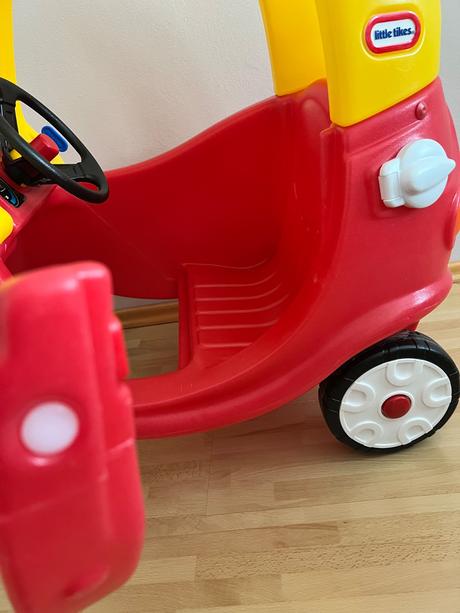 Little tikes autíčko, 