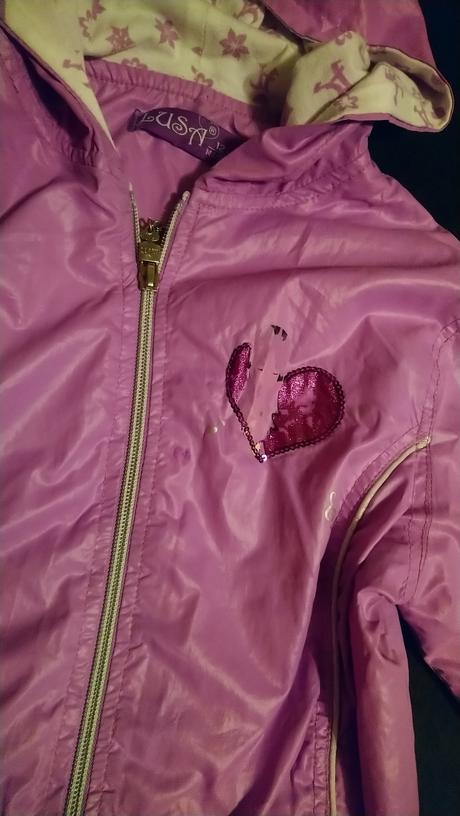 Fialová tenka vetrovka, 146