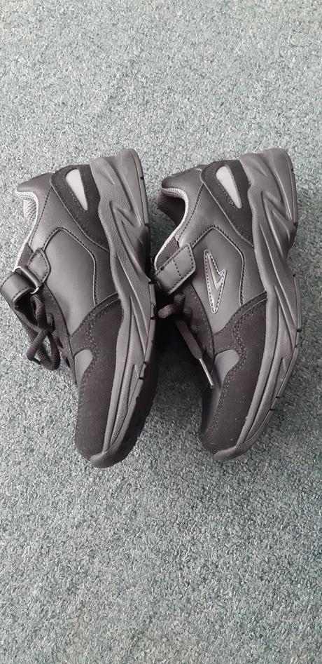 Tenisky 32/33, sprandi,33