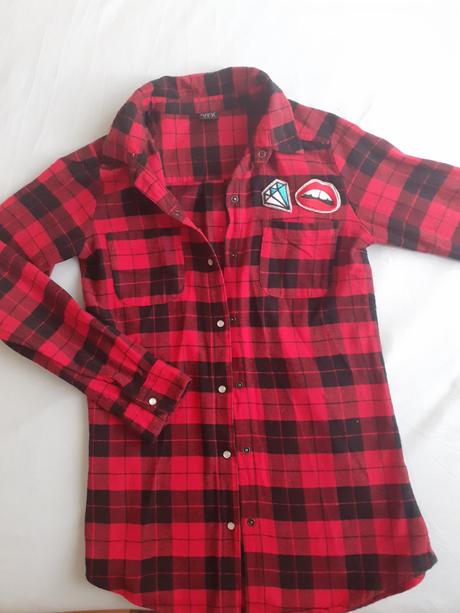 Dievčenská košeľa, 146