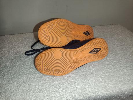 Halovky umbro, umbro,36