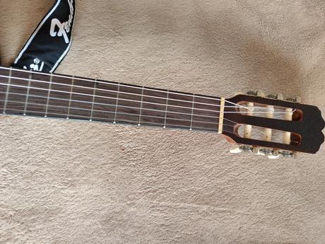 Gitara 3/4 alba + pás + púzdro, 