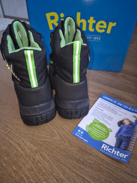 Nove blikajuce cizmy richter 33, richter,33