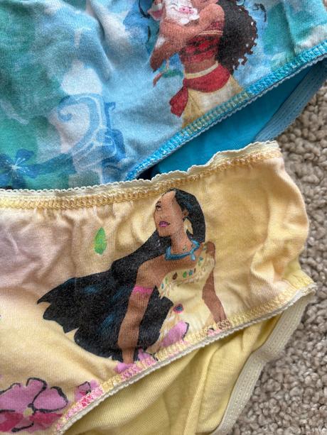 Nohavičky next, in extenso,128