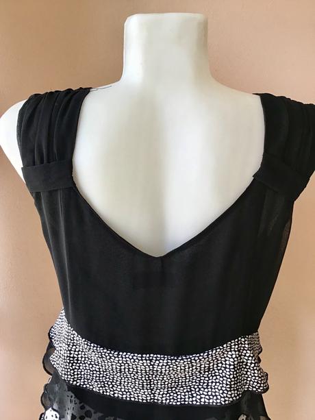 Volanikove šaty/, 40