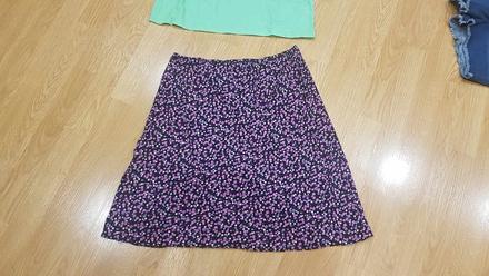 Sukňa na gumu v páse v. 40, 40