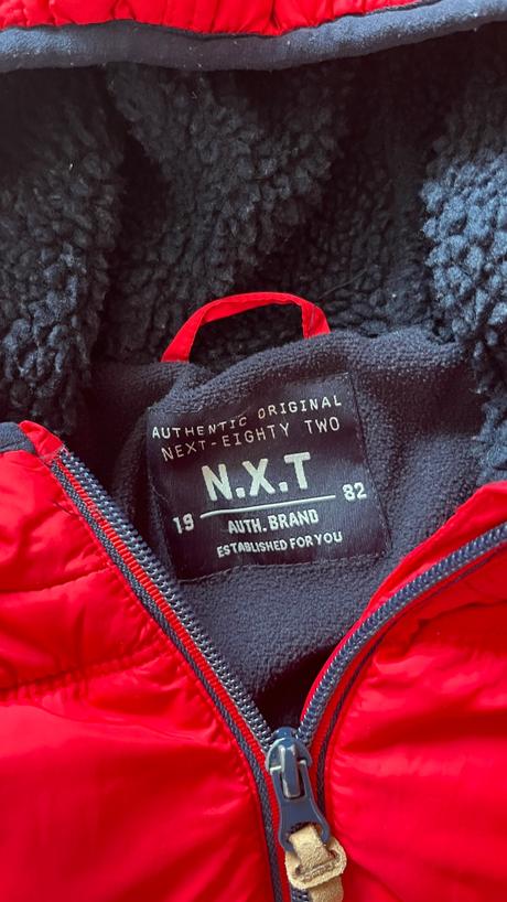 Velmi pekna tepla bunda next velkost 110, next,110