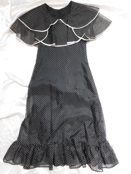 Pekne bodkovane vintage šaty, 36