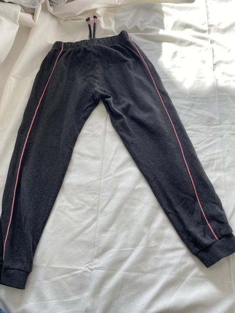 Šedé nohavice, f&f,134