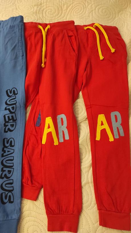 Chlapčenské teplaky, 128