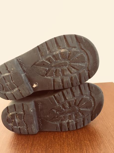 Kvietkovane kozene cizmicky, 21