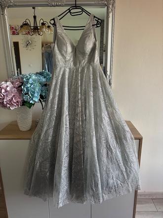 Strieborné šaty, m