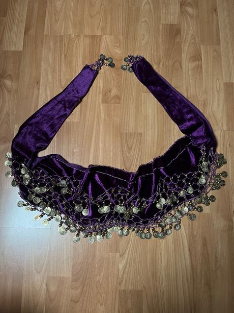 Bedrová šatka s mincami, 