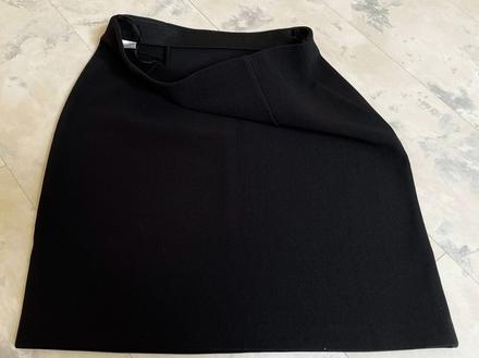 Elastická sukňa, 42