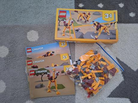 Lego creator 31112 divoky lev,
