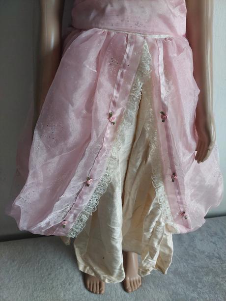 Princezná exkluzívne karnevalové šaty veľ.110-116,