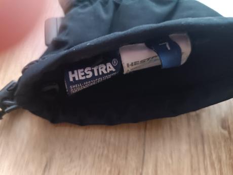 Lyžiarske rukavice zn. hestra,