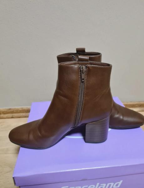 Čizmicky, graceland,38