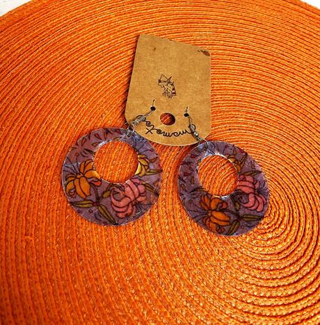 Perleťové náušnice, 