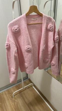 Svetrik, reserved,164