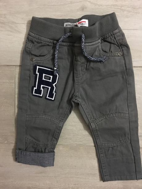 Gaťuše s maličkou vadou, minoti,74