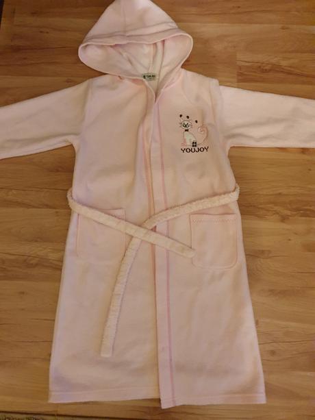 Dievčenský župan, 104